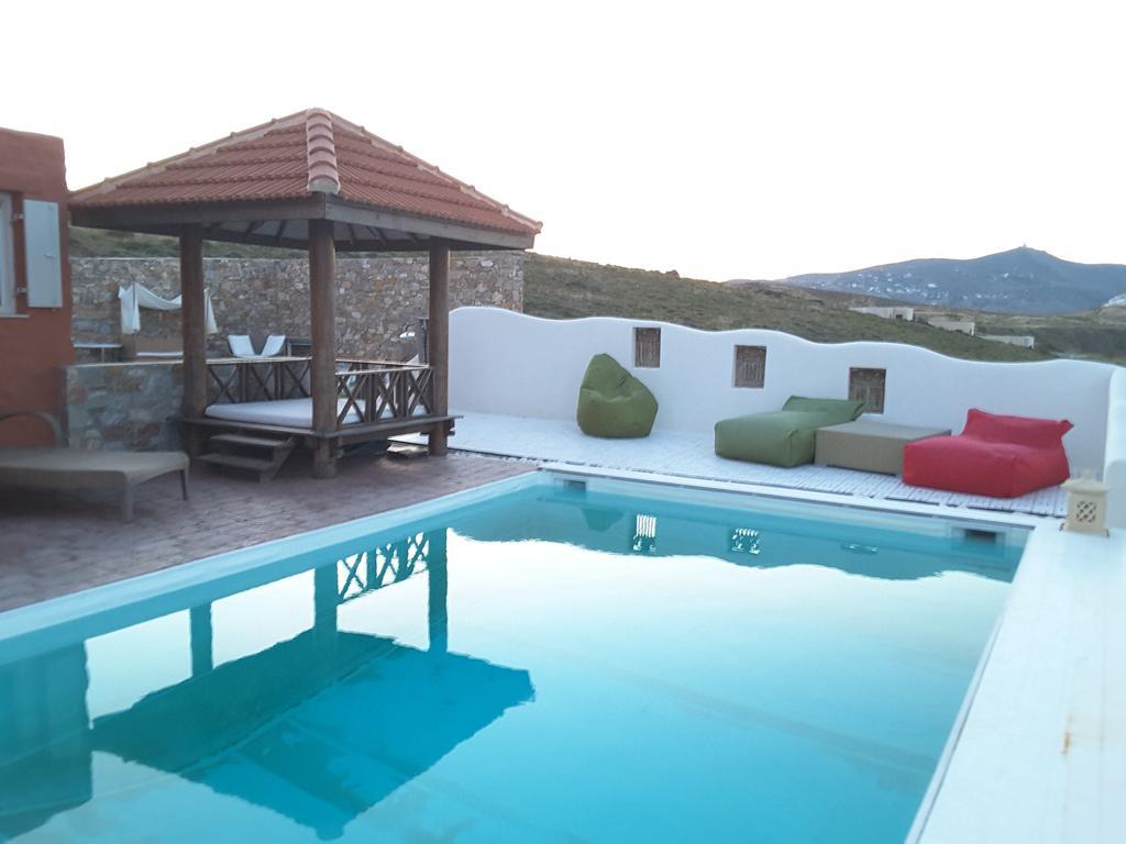 Villa Zen Dans Le Bleu Ermoupoli Exterior photo